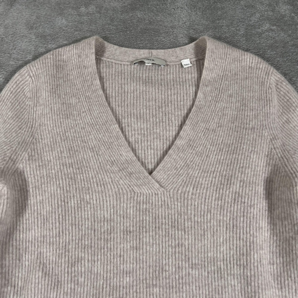 VINCE. Sweater Womens Medium Beige Wool Cashmere Blend V Neck Ribbed Knit
